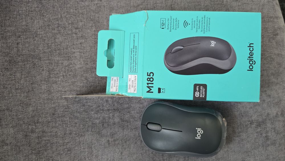 Безжична Мишка Logitech M185