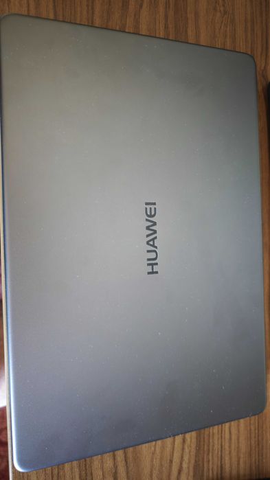 Laptop Huawei D14