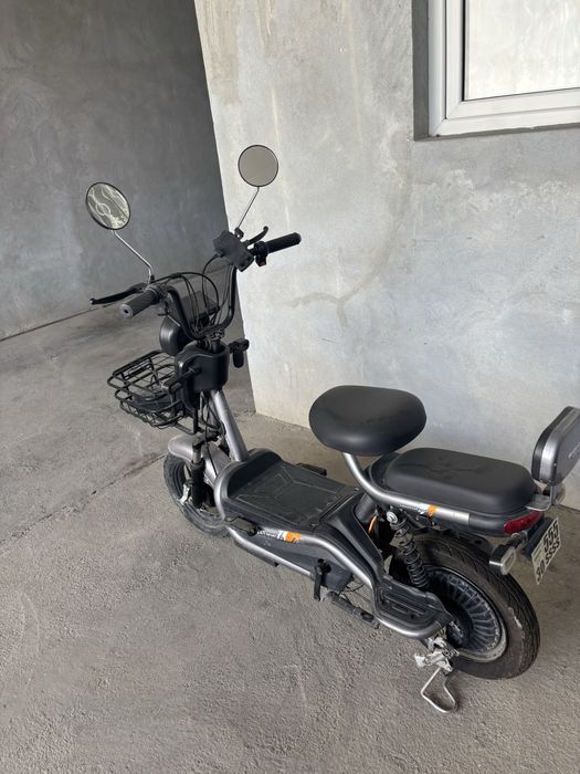 Elektron skutr 50 km soatiga