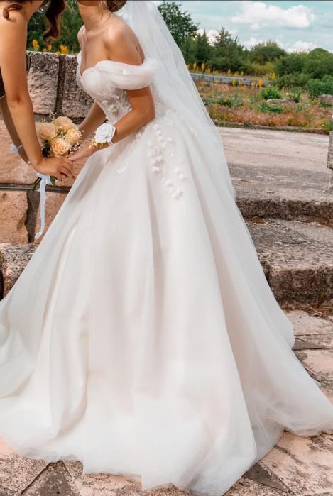 Чисто Нова булчинска рокля