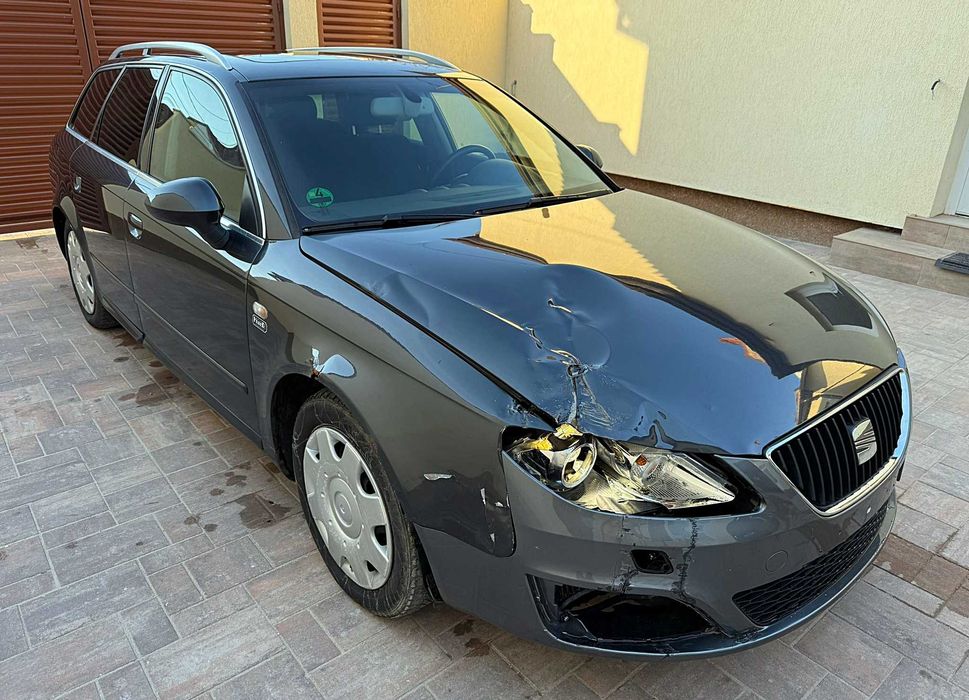 SEAT EXEO ST 2.0 TDI 170 CP E5 03/2012 Adus acum din Germania, cu dotari - usor avariat / airbag-uri ok