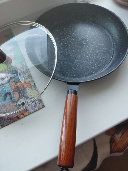 Продам сковороду