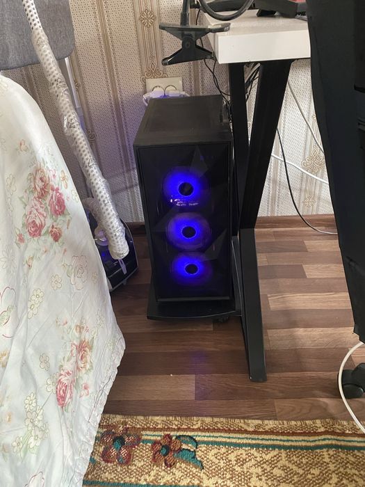 Компютер игровой в комплекте