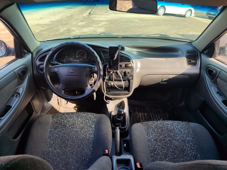 Chevrolet Lanos газ-бензин