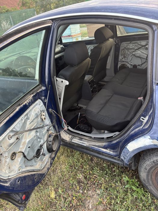 Vand Passat B5.5  pentru pasionati