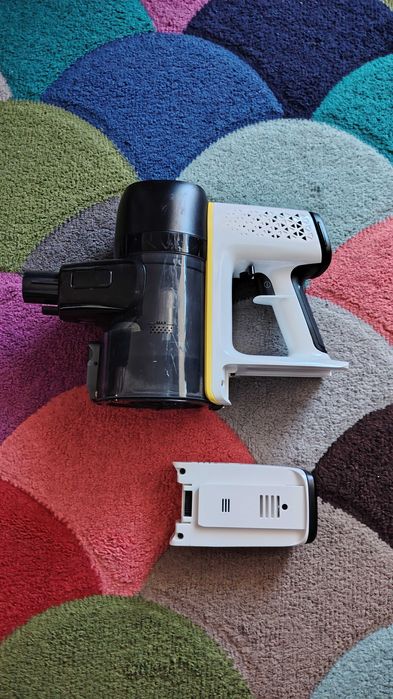 Aspirator vertical fără cablu Kärcher VC6 Cordless OurFamily