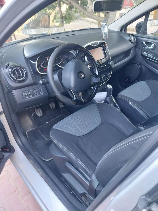 Vând Reno Clio an 2014