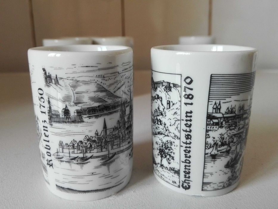 Немски порцеланов сервиз и фонокарти - два лота.