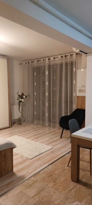 Garsonieră 39 mp/Etaj6/7/Parcare/Balcon/Centrală/Mobiltă/zona Militari, Intrarea Canalului 48, 69000 euro