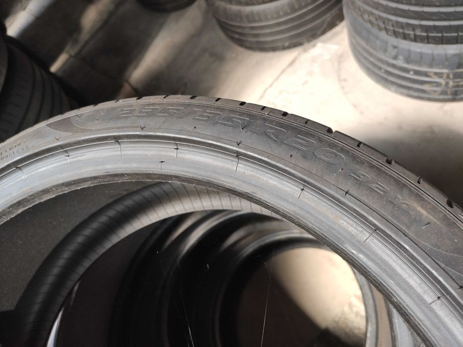 2бр Летни гуми 235 35 20 - Pirelli - DOT 2022