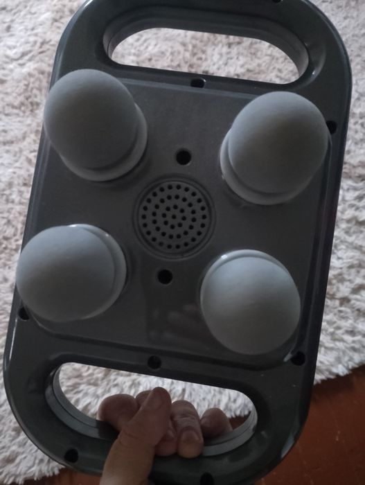 Массажёр ручной .