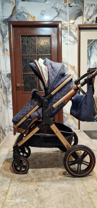 Продам коляску 3в1