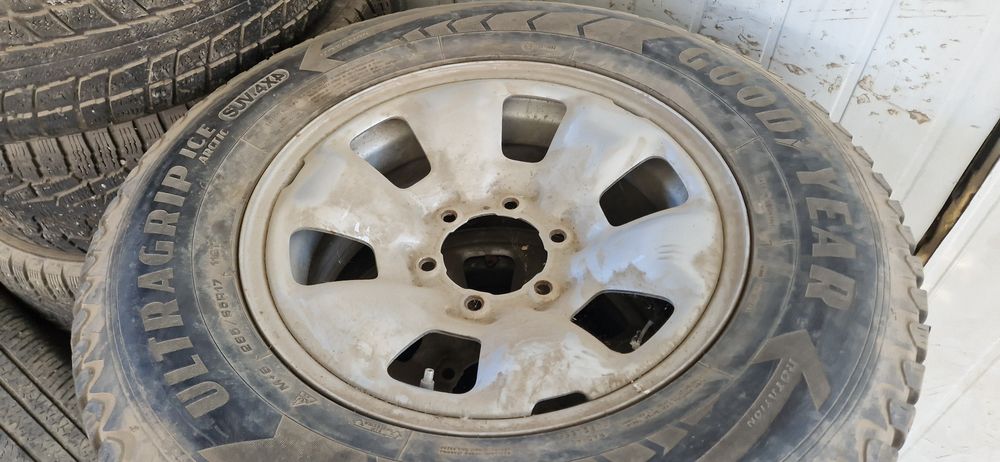 Продам диски в зборе с резиной 17