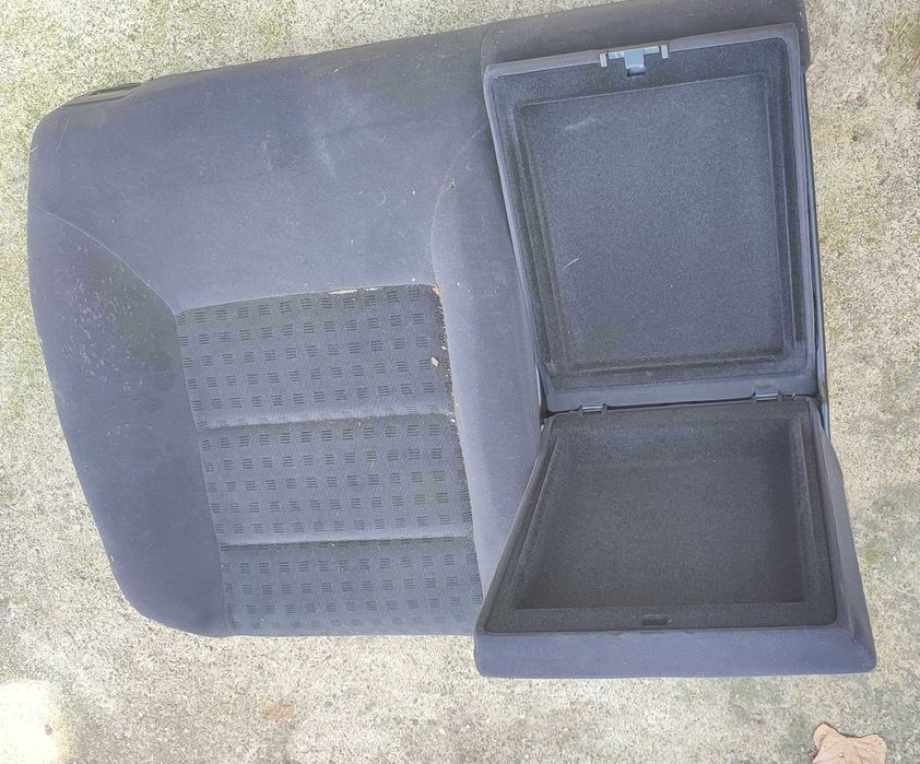 Задни облегалки за голф 4 и Задна друга седалка