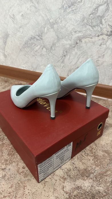 Продам туфли размер 33