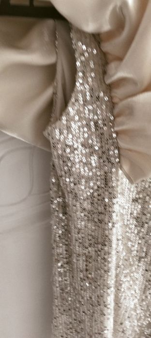 Продам коктельное платье