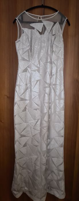 Продам шикарное вечернее платье