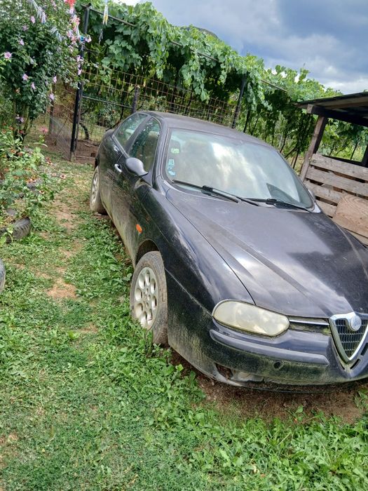 Mașină de vânzare  fier vechi pentru detalii la Nr 0752566782