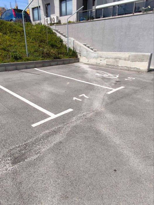 Паркомясто под наем в кв. Владислав Варненчик