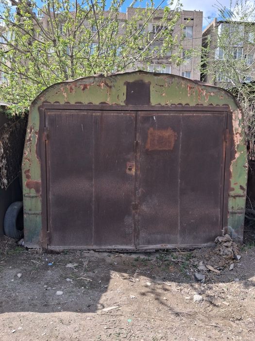 Гараж металическии