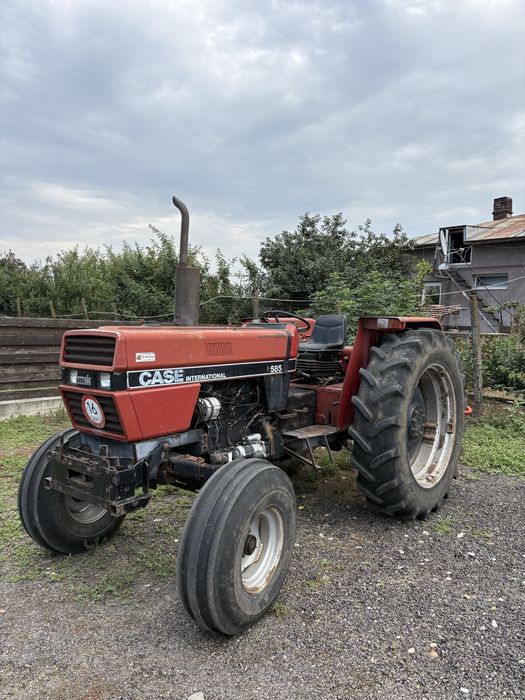 Tractor case 585