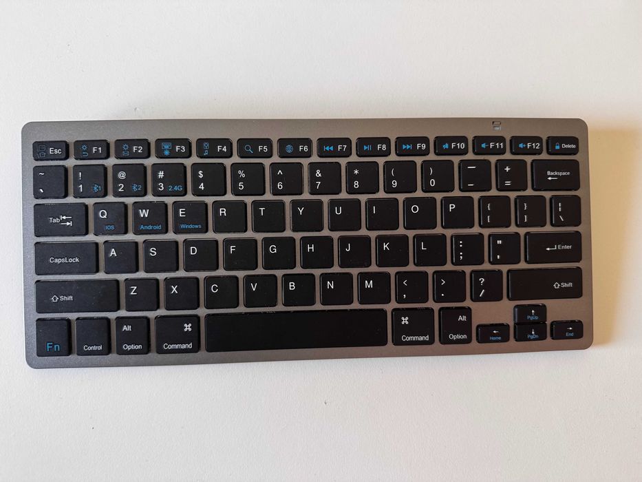 Tastatura Wireless Bluetooth + 2.4GHz usb receiver