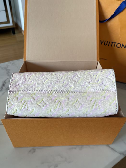 Louis vuitton rose чанта