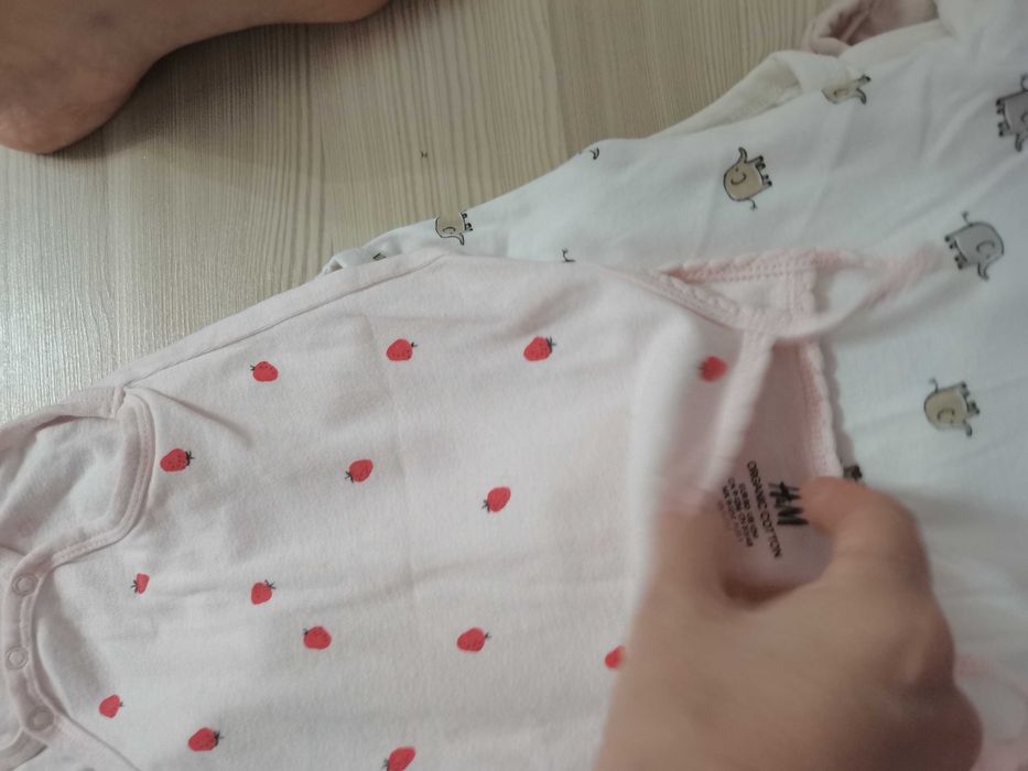 Set body-uri+bluze fetita ptr vara marimea 80
