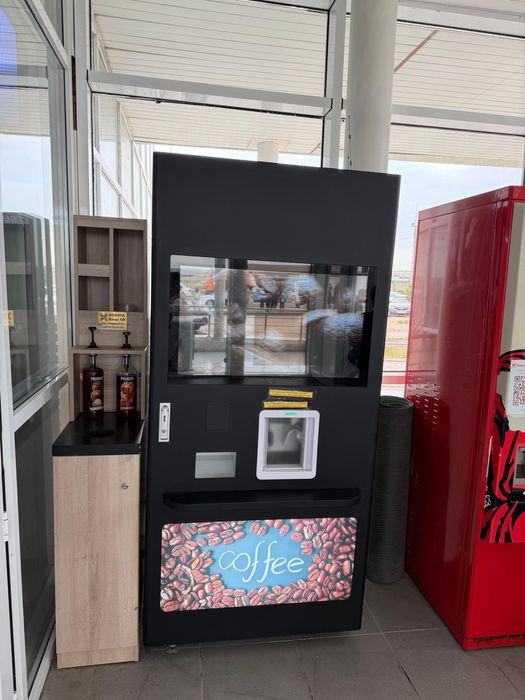 Продается кофеаппарат LE 308G