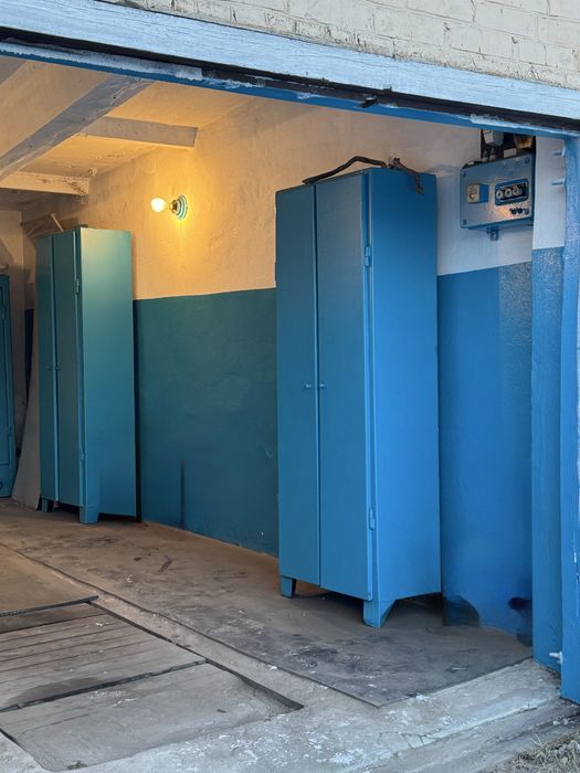 Продам гараж (в центре)