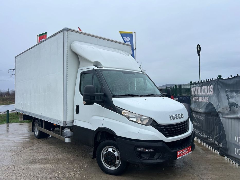 Iveco Daily 3.0 D BOX 5 m 10 EUROPALETI Posibilitate LEASING/ 3000 cmc/ AC/ Axa DUBLA/ Box 5 m/ TVA Deductibil