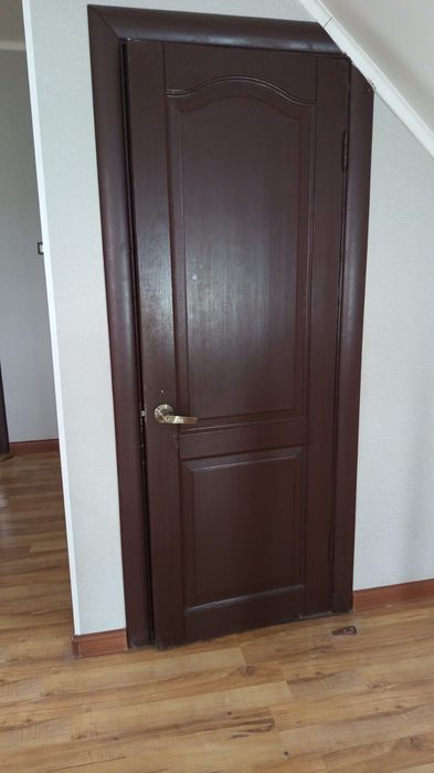 Двери деревянные