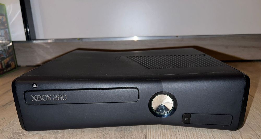 De vânzare   XBOX 360