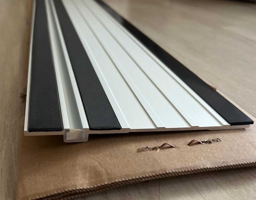 Sine ghidaj ghidare universale