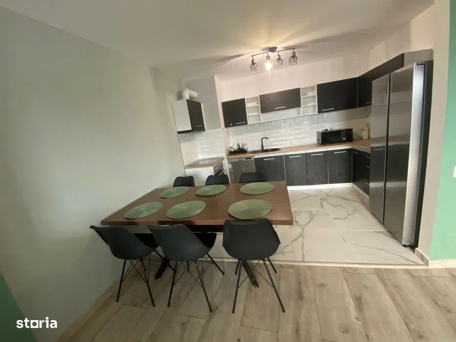 Apartament cu 3 camere tip penthouse in zona semicentrala, bloc nou