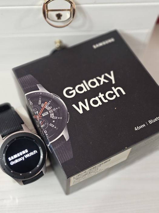 Продам смарт-часы Galaxy Watch 46мм