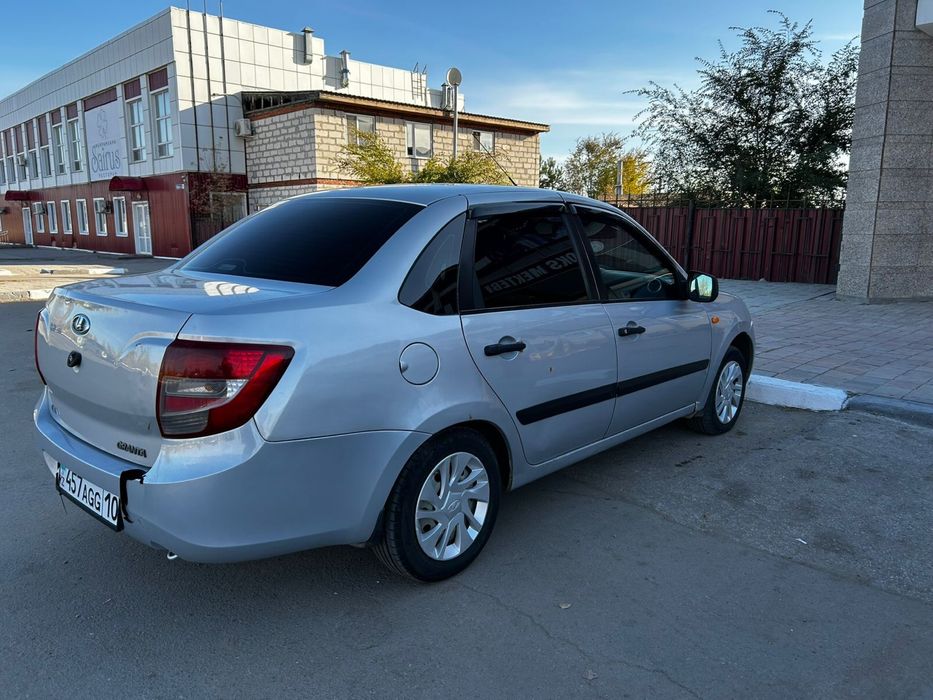 Лада гранта 2013 года