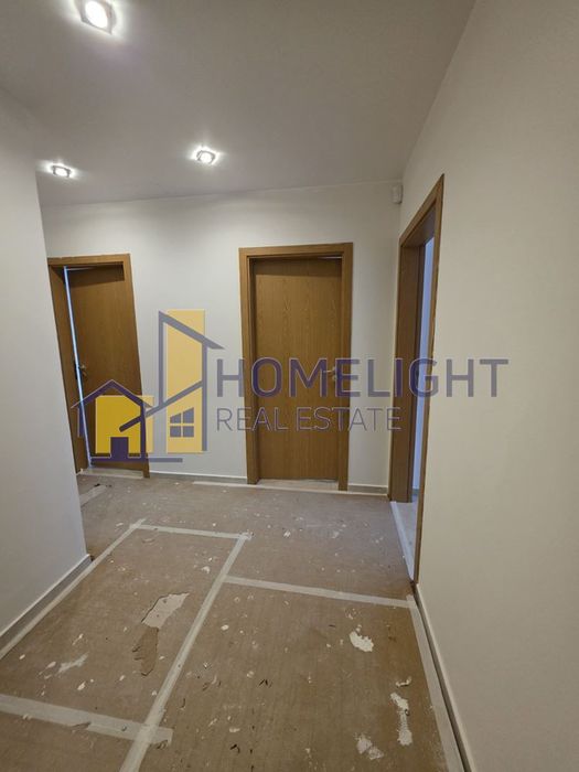Продава се Тристаен апартамент в София, Полигона - 130 кв.м за 1373 €/кв.м - Снимка #2