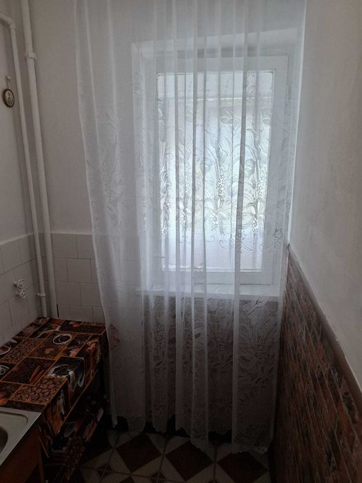 Garsoniera Craiovei de vanzare in bloc de apartamente