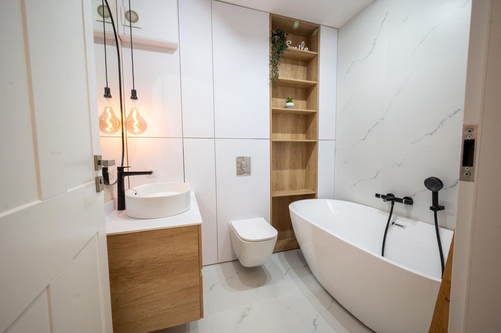 Apartament 3 camere / 2 băi complex Central Parc - mobilat complet