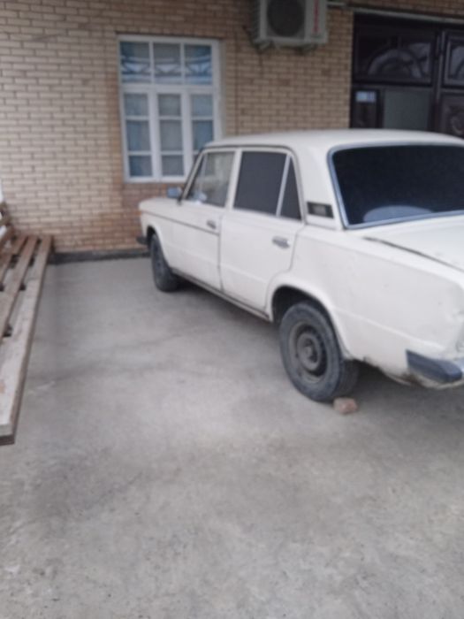 Ваз Жигули  21 06