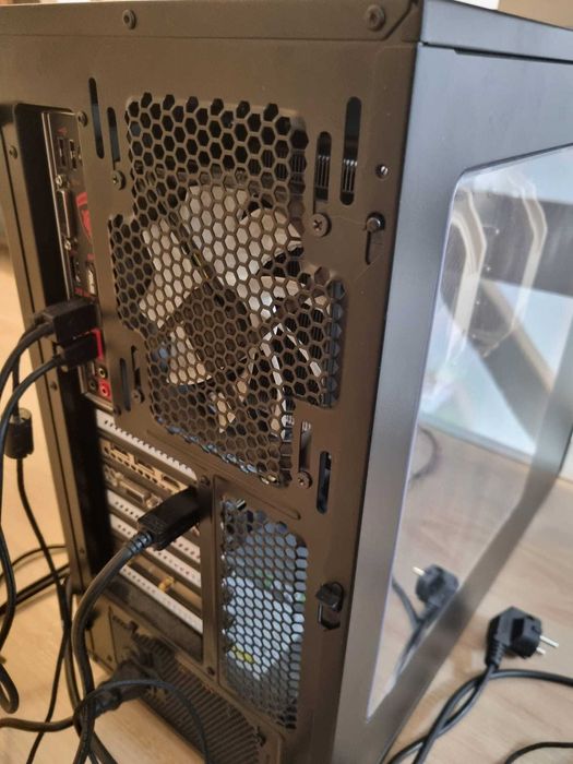 PC Gaming / Editare video/foto AMD Ryzen 7 + Monitor Dell U2515h