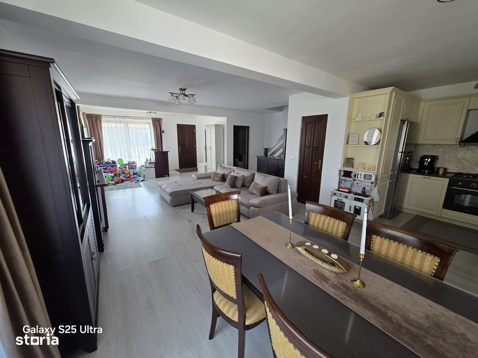 Casa de vanzare sau inchiriat superba in Unirii utilata, 6 arii teren