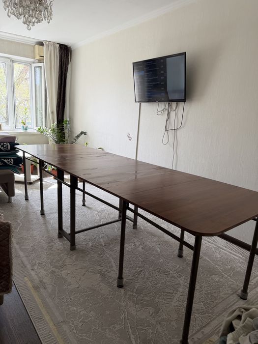 Продам стол трансформер 3 метра