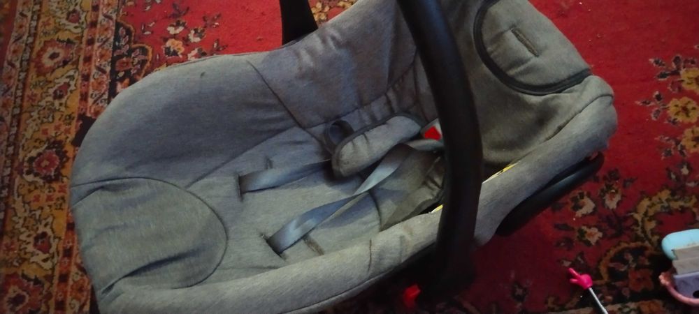 Продам автокресло