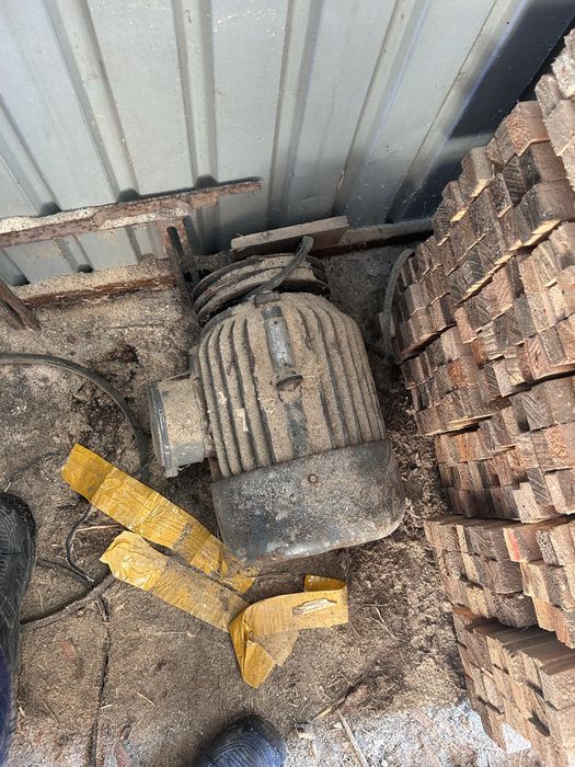 Электродвигатель