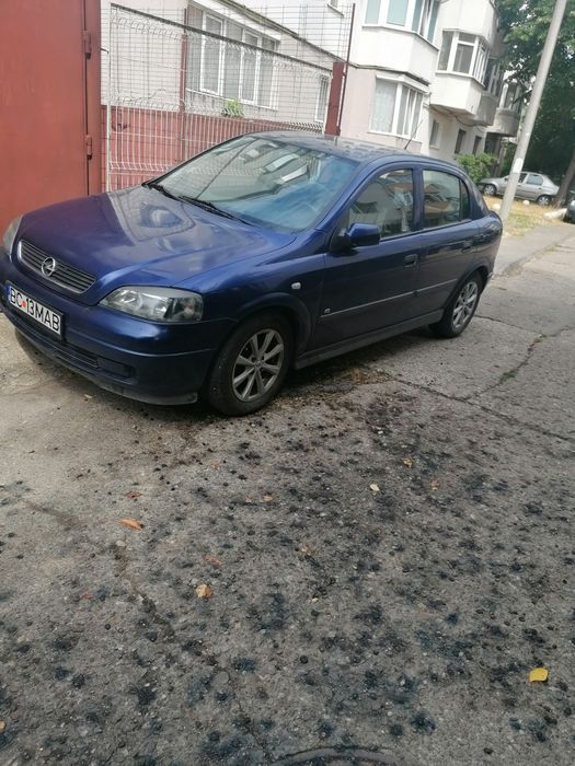 Opel astra G fabricație 2006 km parcurși 215100 stare de funcționare foarte bună Itp la valabil.