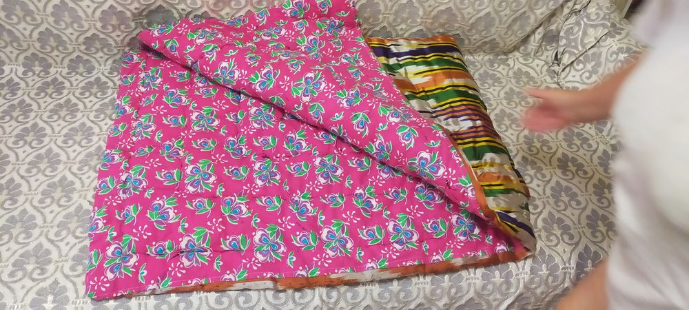 Продам одеяло ватные новые