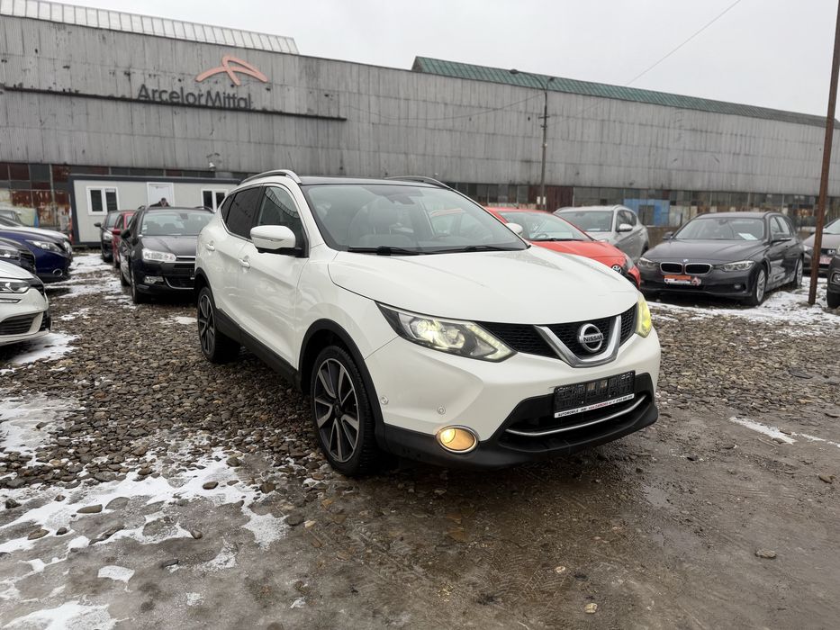 Nissan Qashqai 4x4 Tekna editie limitata, full Led, camere 360, rate!!