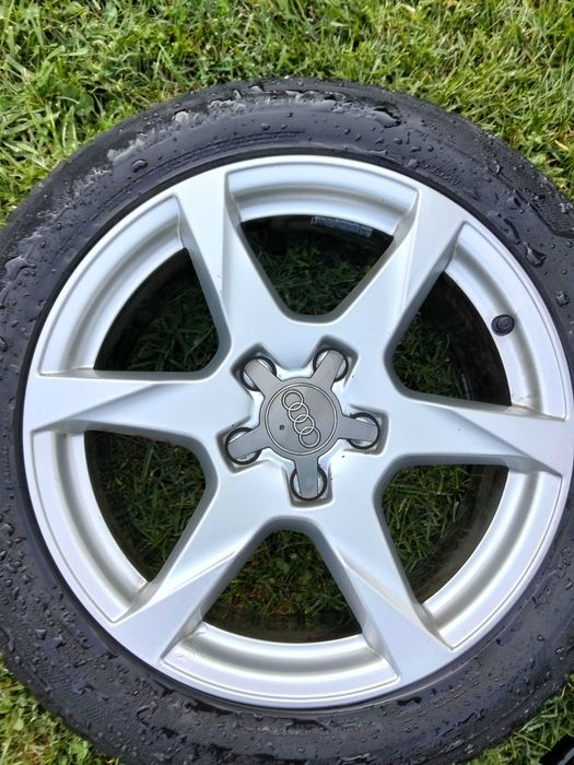 Vând jante audi A4 R17 + anvelope Hankook vara an 2023